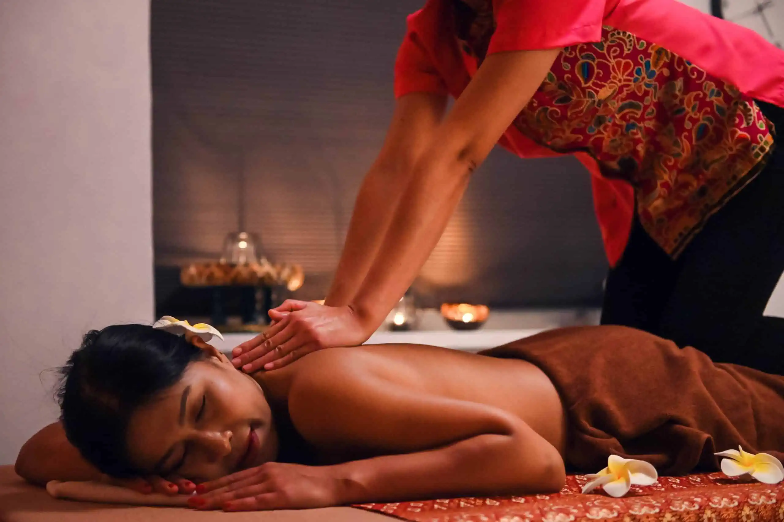 Die perfekte Thai Wellness Massage findet ihr bei Chom Thai Wellness in Hamburg St. Pauli